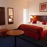 Hotel Grand 3*