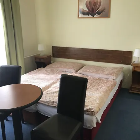 Otel Grand Řevnice