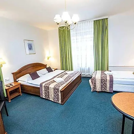 Hotel Grand 3*
