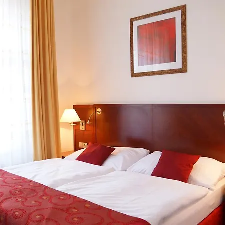 Hotel Grand Řevnice